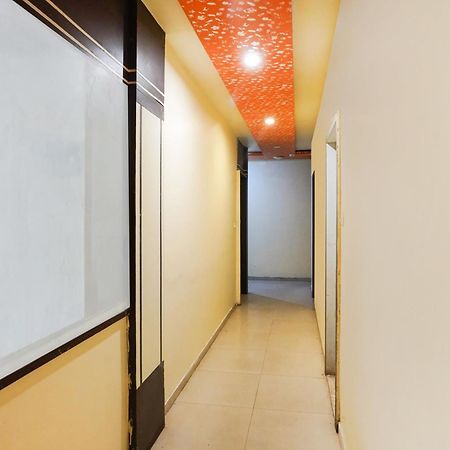 Hotel O Crystal Ahmedabad Eksteriør bilde