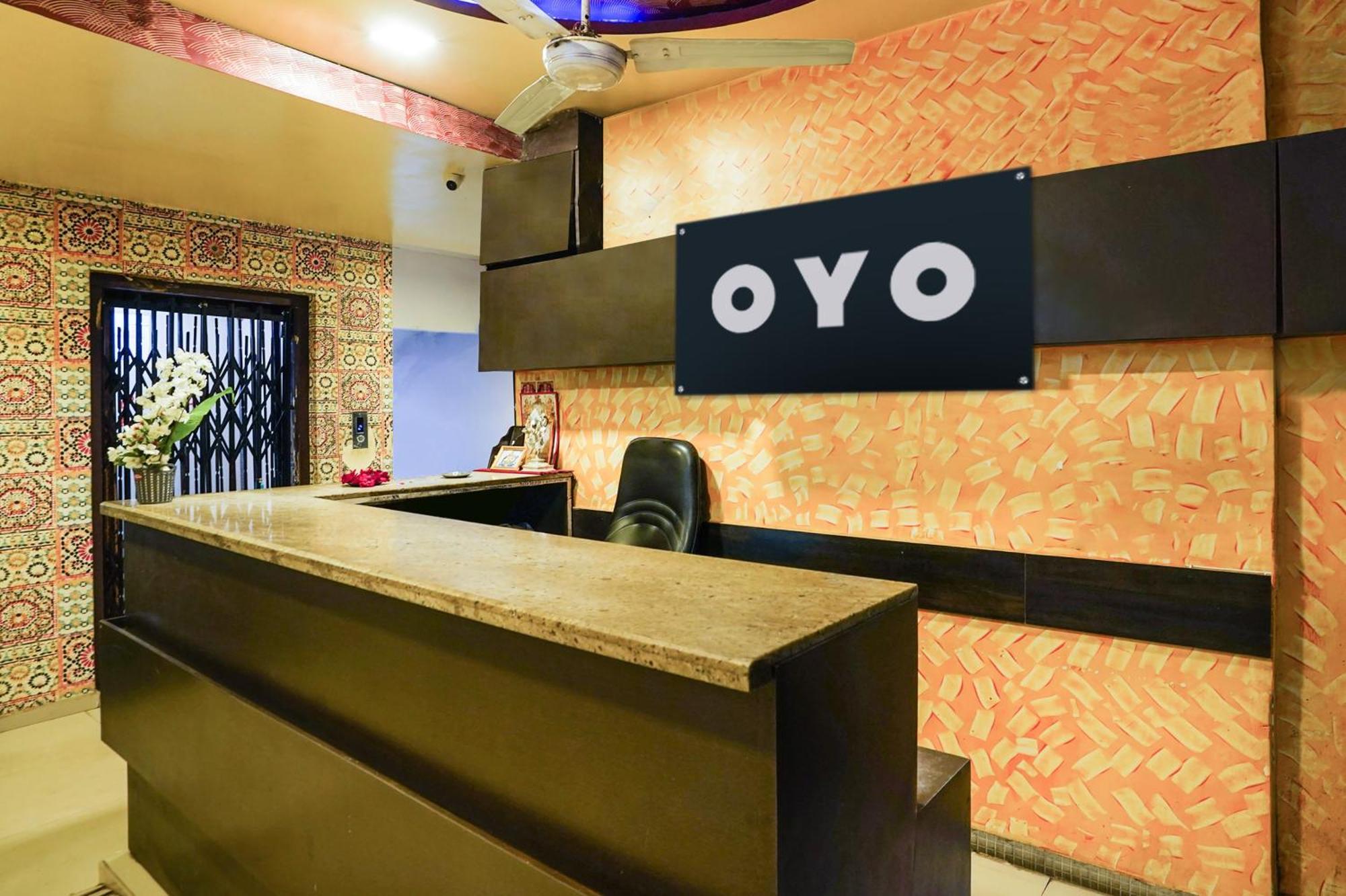 Hotel O Crystal Ahmedabad Eksteriør bilde